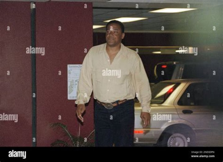 A C Cowlings - Vulture