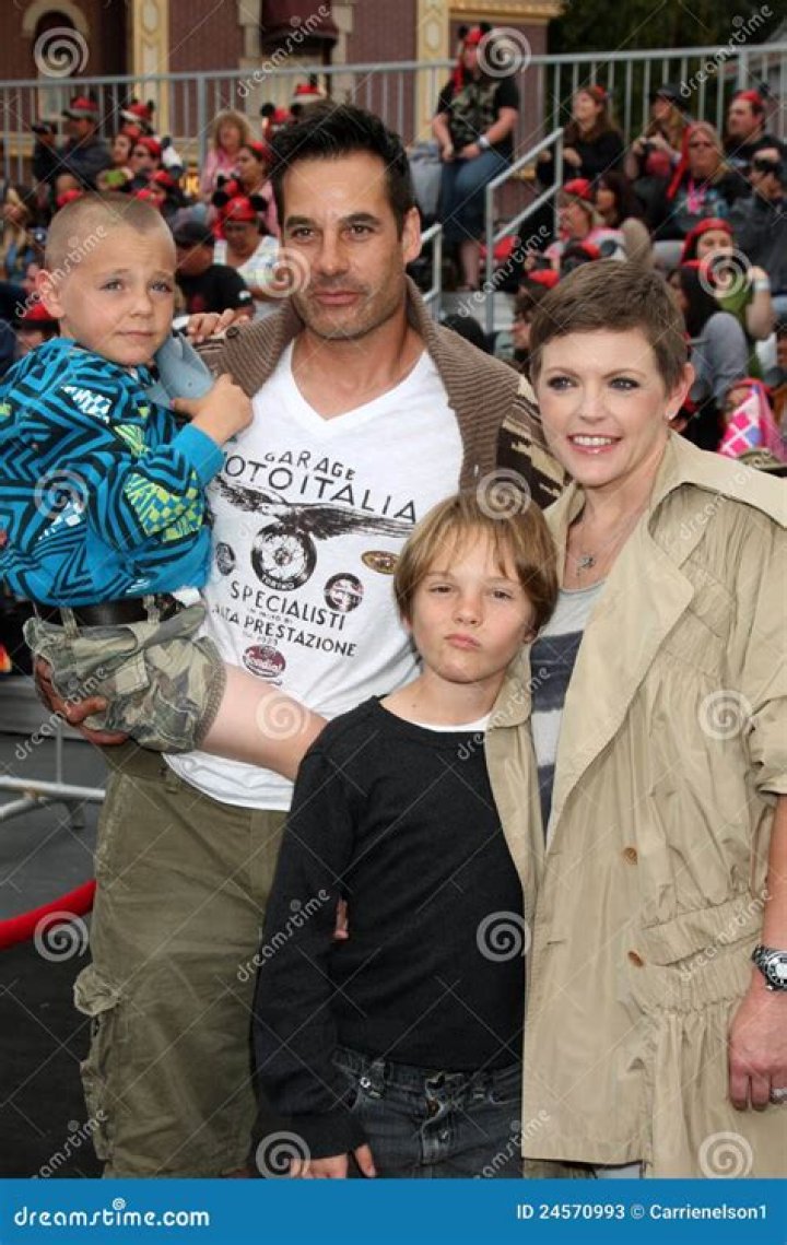 Adrian Pasdar Wife, Children, Siblings, Height, Weight, Net Worth