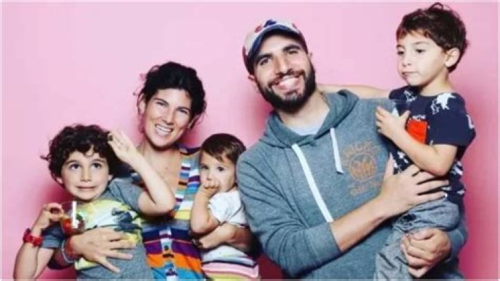 Ariel Helwani Age, Bio, Family, Career, Net worth, Wife ·