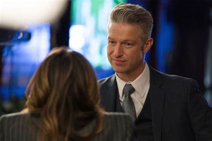Carisi, Rollins's relationship is finally OUT |