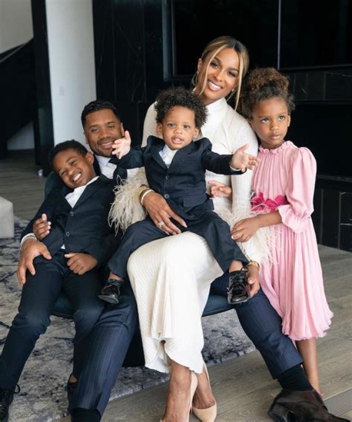 Ciara – Biography, Net worth, Height, Son, Feet, Husband and Russell Wilson