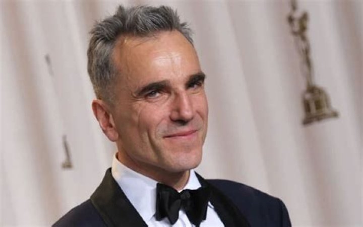 Daniel Day Lewis Height Weight