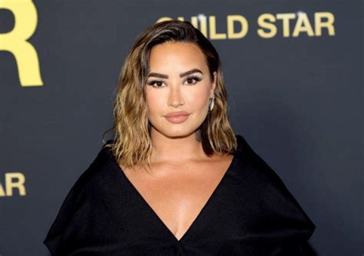 Demi Lovato's Daughter: A Journey Through Motherhood and Career
