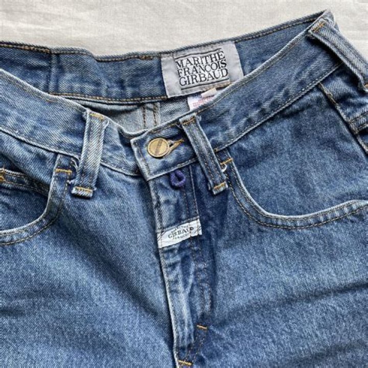 Discovering Girbaud Jeans: The Iconic Fashion Statement