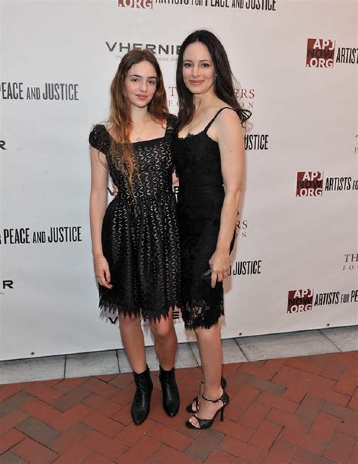 Does Madeline Stowe Have A Daughter?