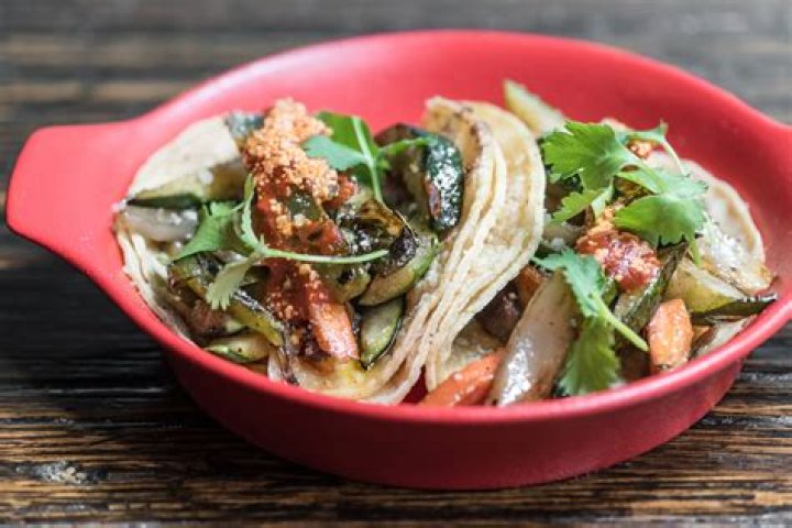 Exploring Broken English Taco Pub: A Culinary Delight