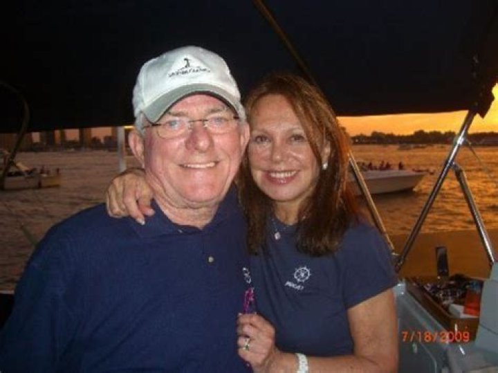 Exploring the Relationship of Phil Donahue and Marlo Thomas: A Deep Dive into Their Love Story