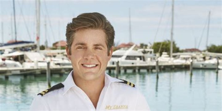 How tall is first officer Eddie Lucas on Below Deck? |
