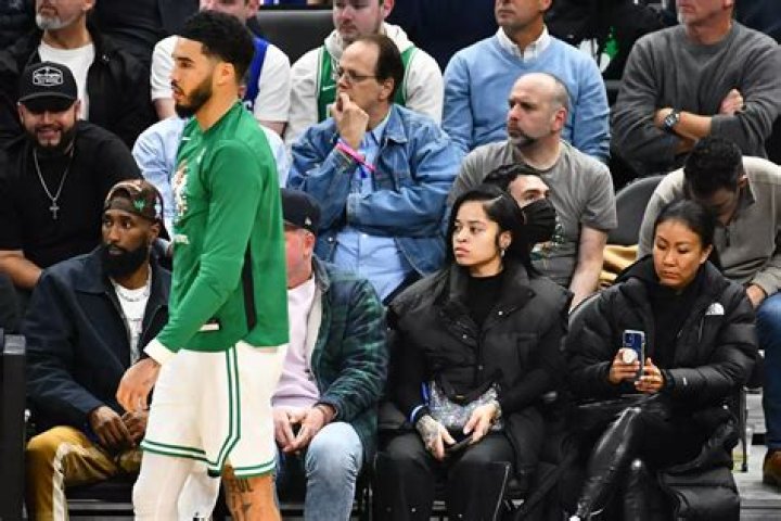 Jayson Tatum Dating Ella Mai