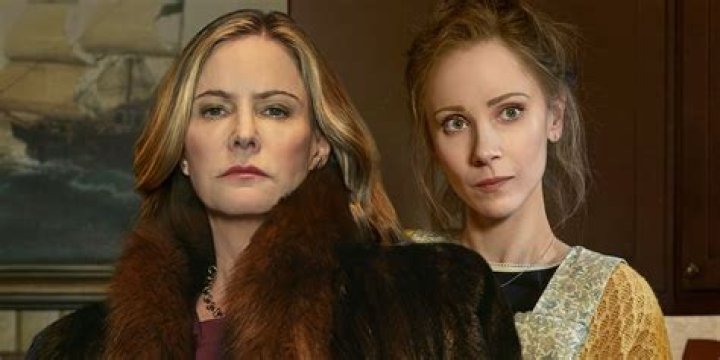 Jennifer Jason Leigh - PulseBlog