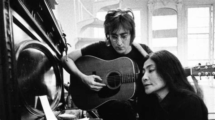 John Lennon and Yoko Ono: The Last Photo That Captured Their Love