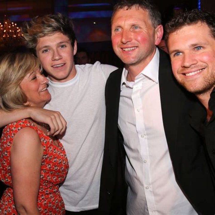 Niall Horan Age, Bio, Parents, Career, Wife, Net worth