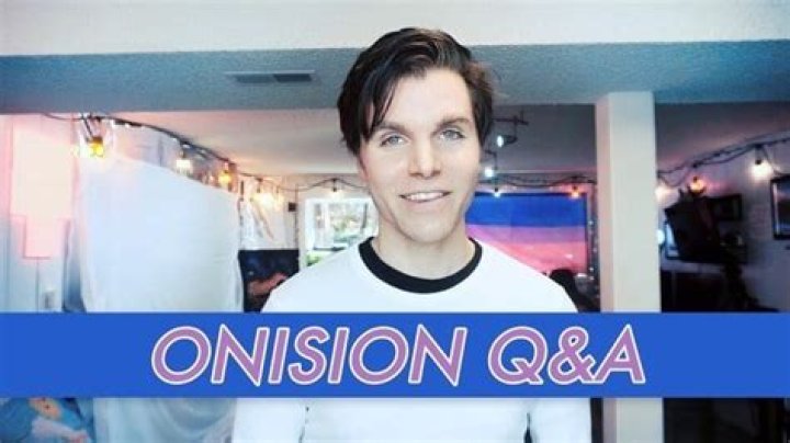 Onision Wife, Children, Age, Girlfriend, Net Worth, Height, Is He Gay?