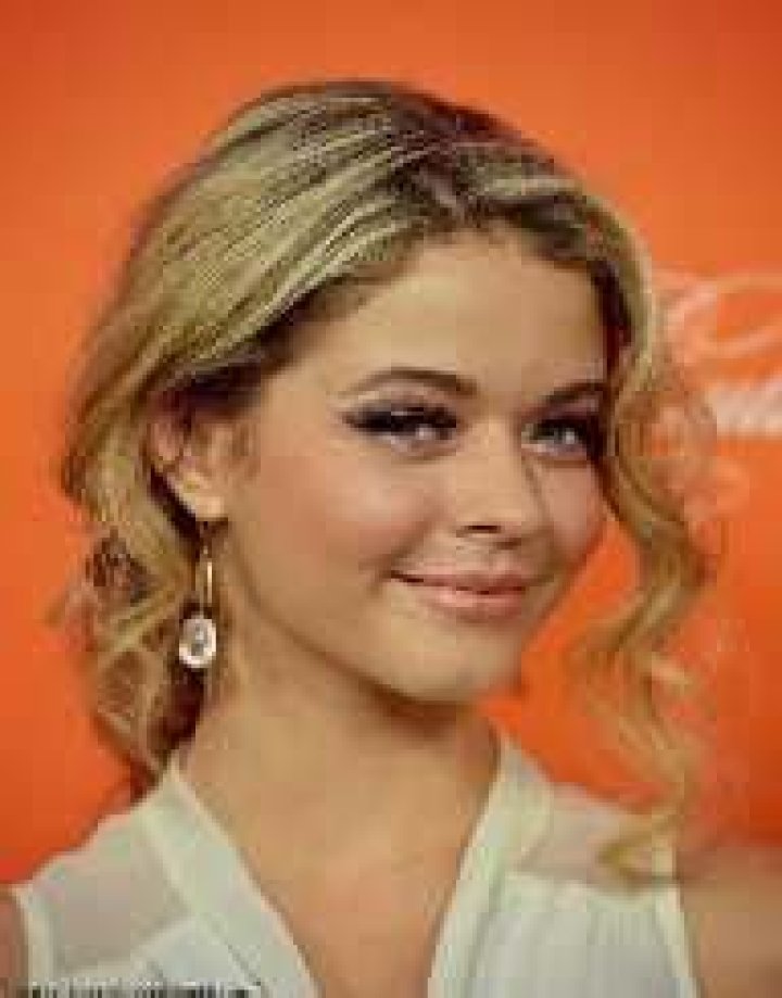 Sasha Pieterse Biography, Life, Interesting Facts