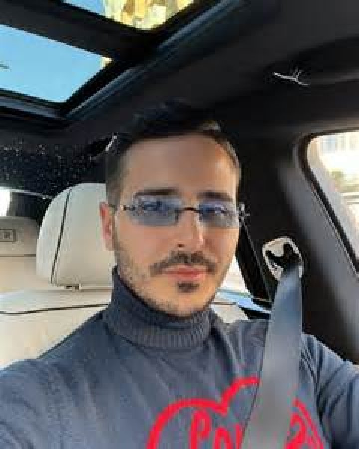 Simon Levievs girlfriend said to be Israeli model as Tinder Swindler airs Thu 3 Februa