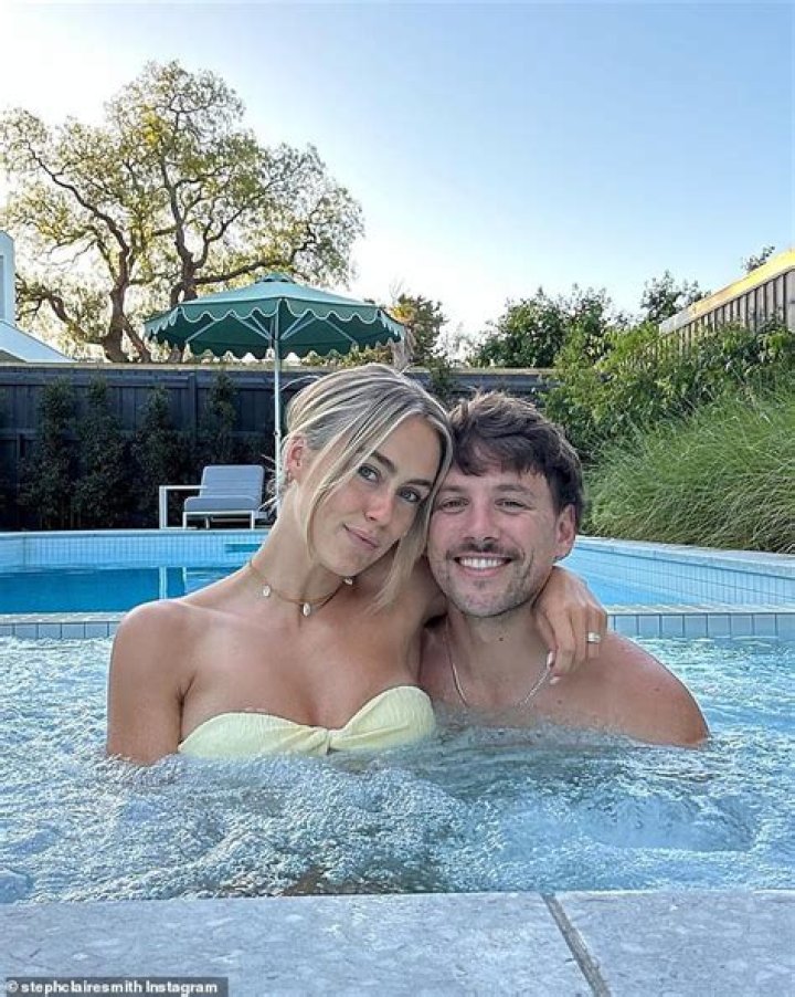 Steph Claire Smith Bio, Wiki, Age, Husband, How To Be Great, and Net Worth