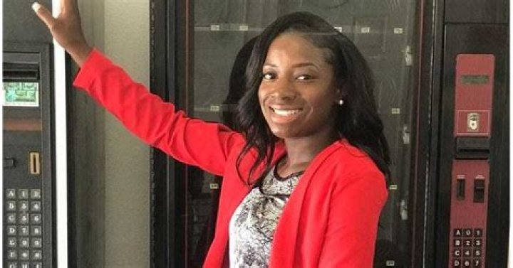 The 6 best locations for a vending machine if you want to start a 6-figure side hustle