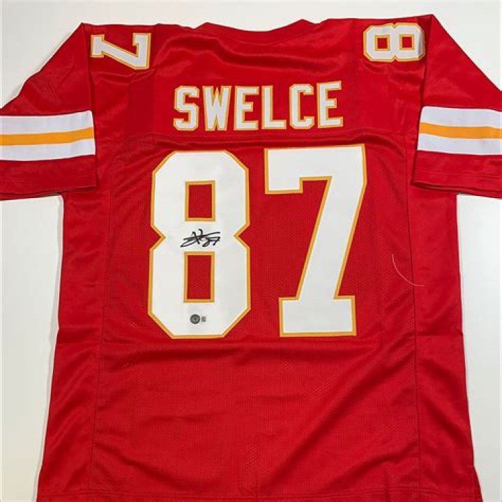 Travis Kelce signs custom 'Swelce' jersey for Kansas City Chiefs auction amid Taylor Swift romance