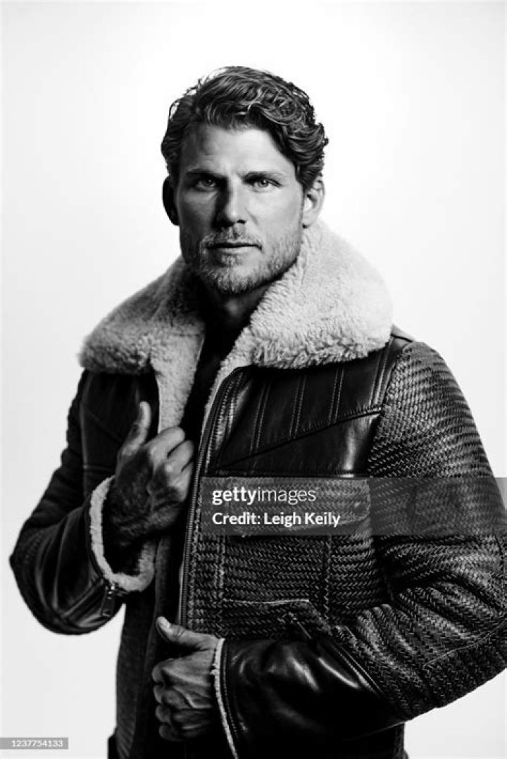 Travis Van Winkle |