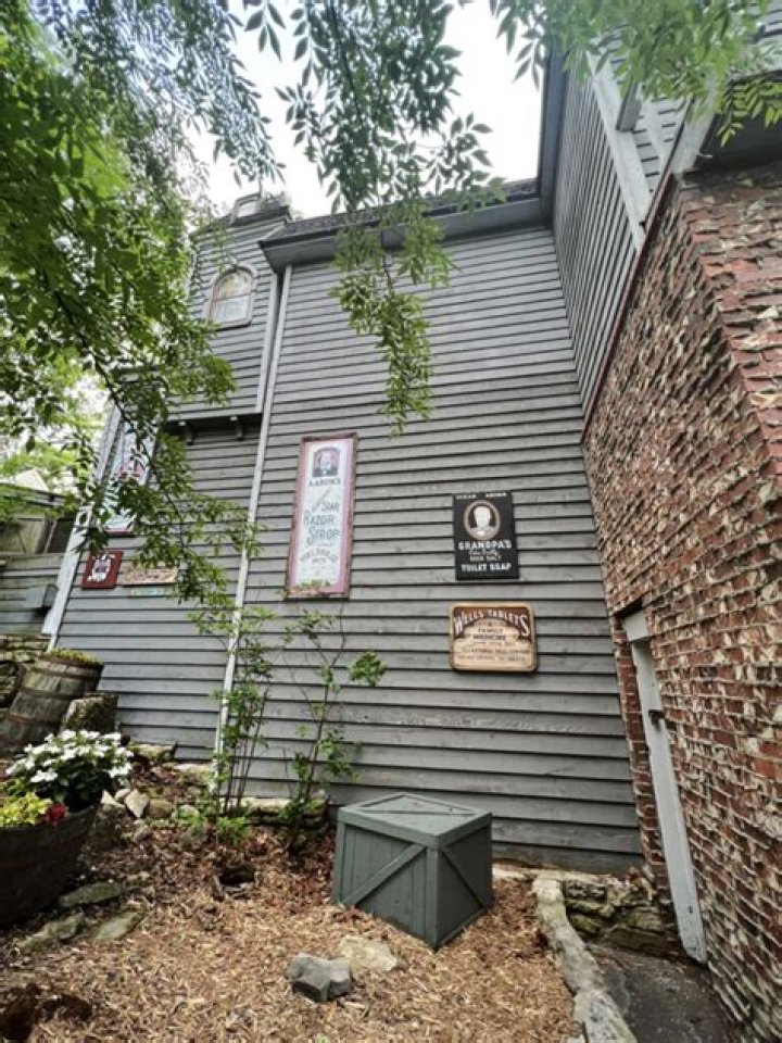 Uncover Hidden Gems At Cannons Auctions: A Collector's Paradise