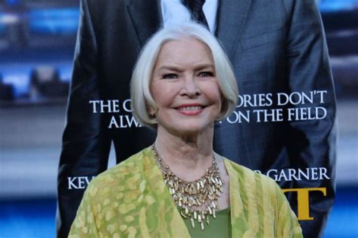 Uncover The Untold Story Of Ellen Burstyn's Enduring Partnership