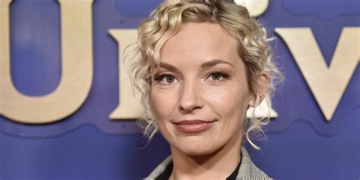 Unraveling The Mystery: Does Perdita Weeks Smoke?
