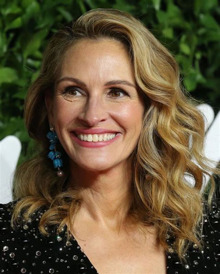 Unveiling Julia Roberts' Height And Weight: A Comprehensive Exploration