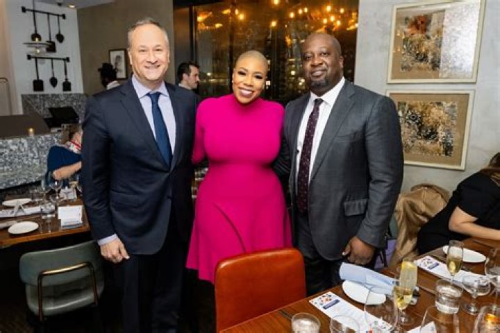 Unveiling The Extraordinary Husband Of Symone Sanders: Discoveries And Insights