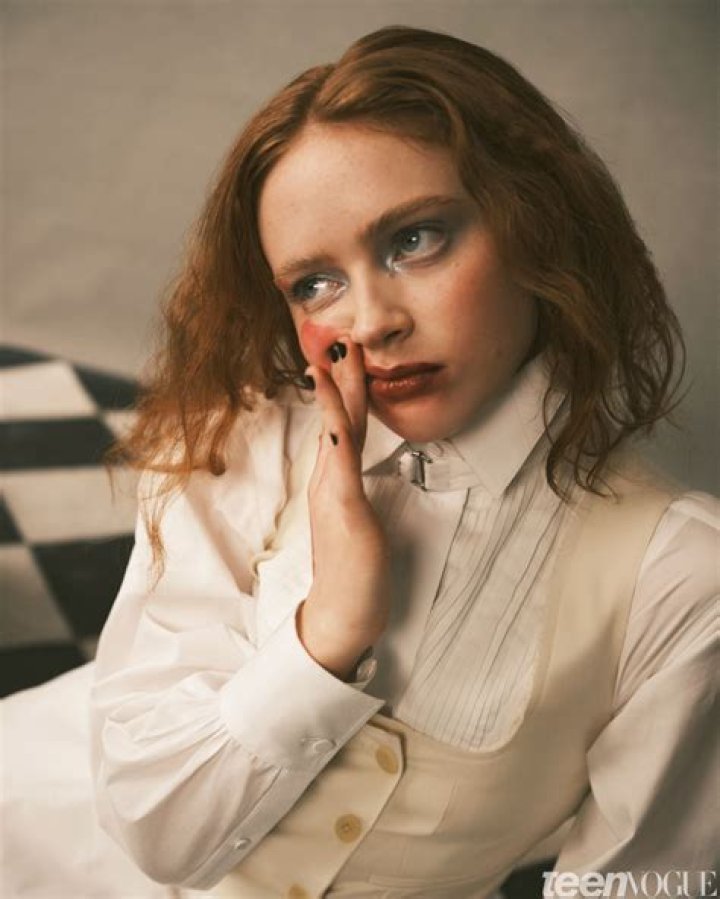 Unveiling The Height Of Sadie Sink: Unlocking Surprising Insights