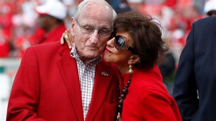 Vince Dooley Biography, Age, Height, Wife, Net Worth, Family |