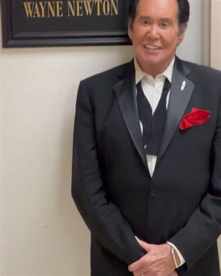 Wayne Newton: Alive And Thriving