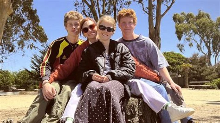 Who Is Julia Roberts Son? Meet Henry Daniel Moder ·