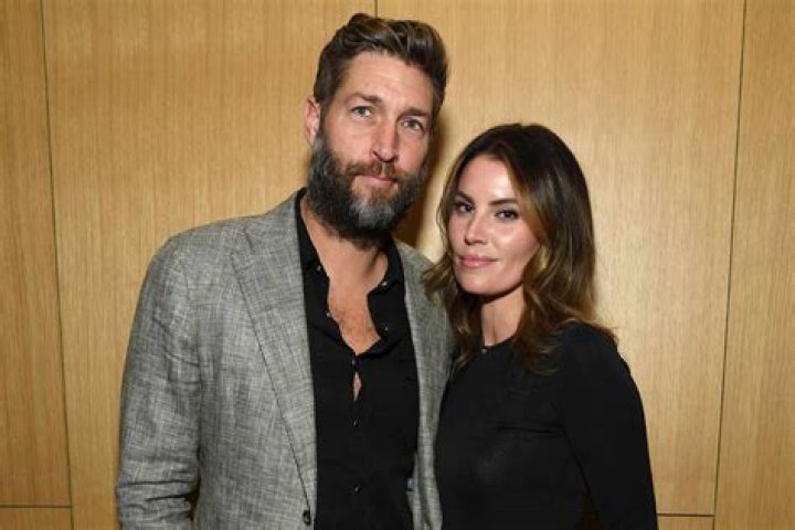 Who is Samantha Robertson? Meet Jay Cutler's new girlfriend ·