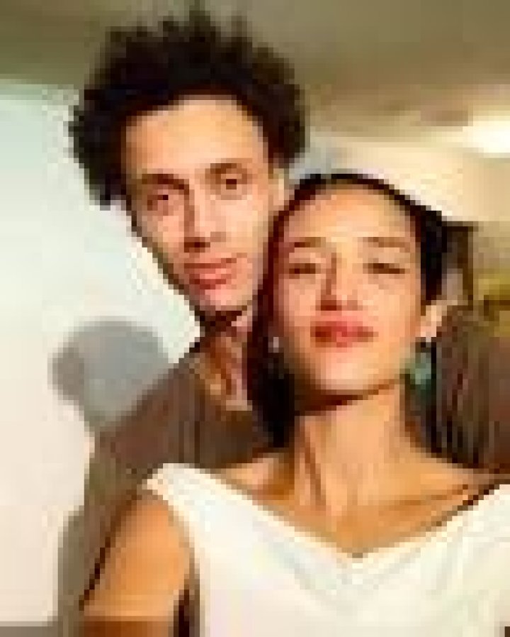 Who is the Famous American Actress, Yadira Guevara-Prip Dating? Know Her Relationship and Her Income ·